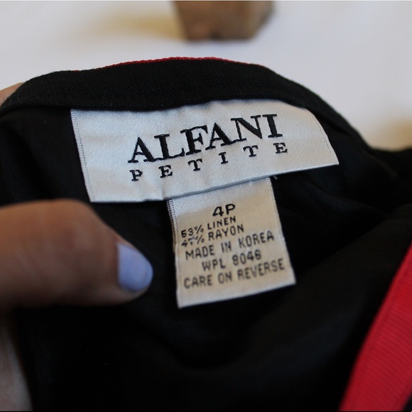 ALFANI EMBROIDERED PENCIL SKIRT - Picture 3 of 5